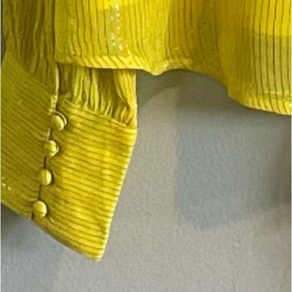 Ciebon Yellow Blouse with Metallic Accent Size Medium - Picture 8 of 8